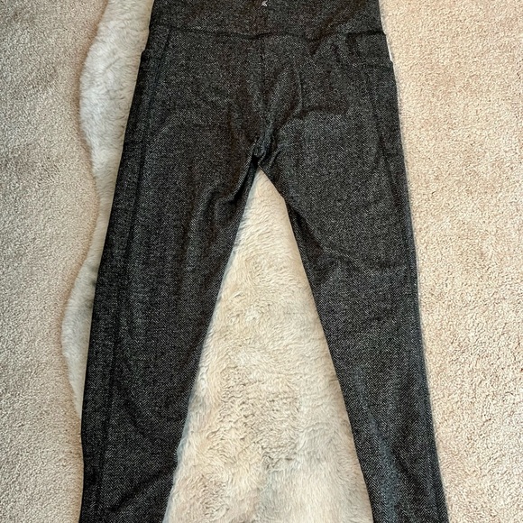 Women's Kyodan Activewear Leggings Size Medium - Picture 4 of 5